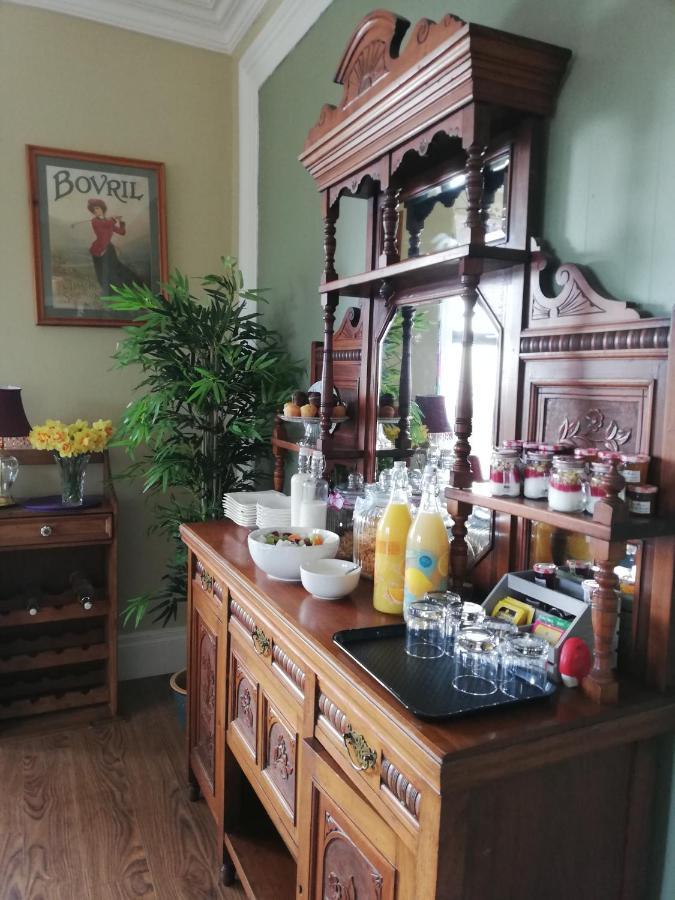 Bed and Breakfast Conlyn House Ньюкасл Экстерьер фото